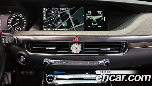 Genesis G90 2019 — photo 20