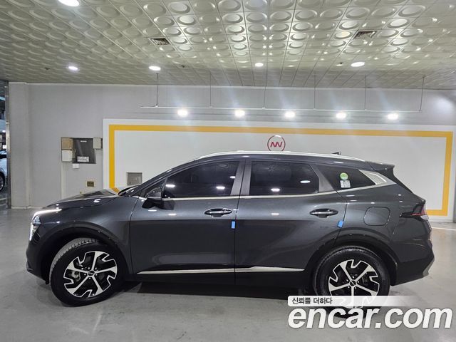 Kia Sportage 2023 — photo 2