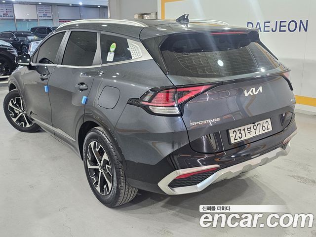 Kia Sportage 2023 — photo 3