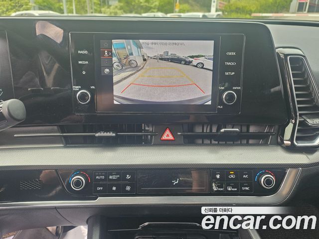 Kia Sportage 2023 — photo 15