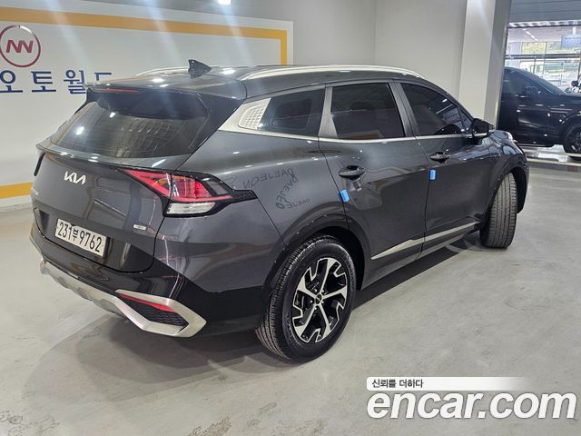 Kia Sportage 2023 — photo 20