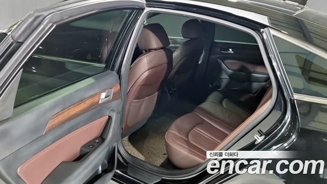 Hyundai Sonata 2018 — photo 11