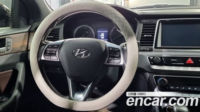 Hyundai Sonata 2018 — photo 12
