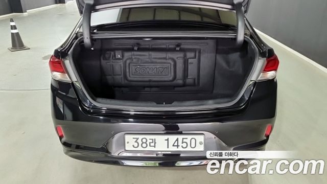 Hyundai Sonata 2018 — photo 18