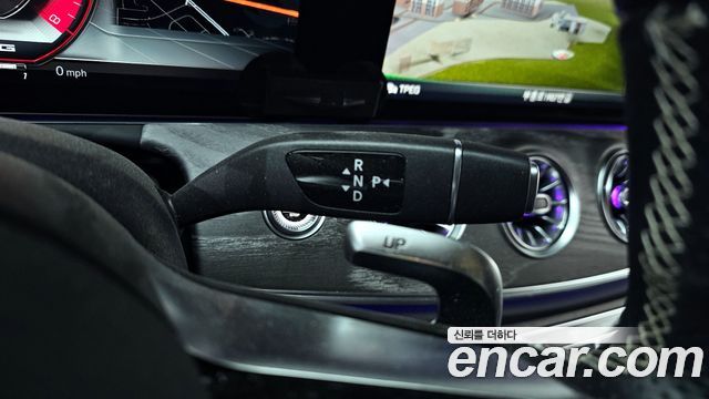 Mercedes-Benz CLS-Class 2020 — photo 9