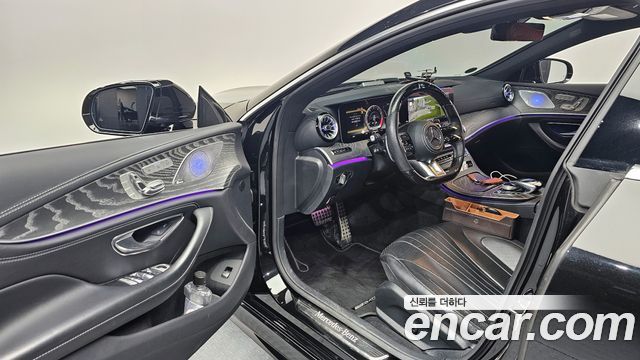 Mercedes-Benz CLS-Class 2020 — photo 10