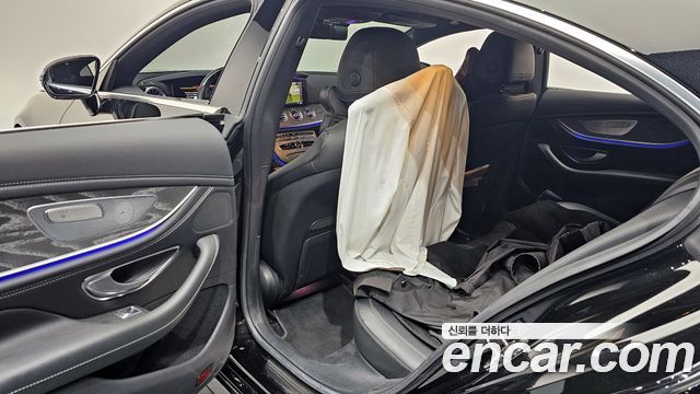 Mercedes-Benz CLS-Class 2020 — photo 12