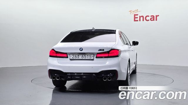 BMW 5-Series 2019 — photo 4