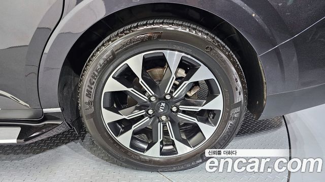 Kia Canival 2021 — photo 7