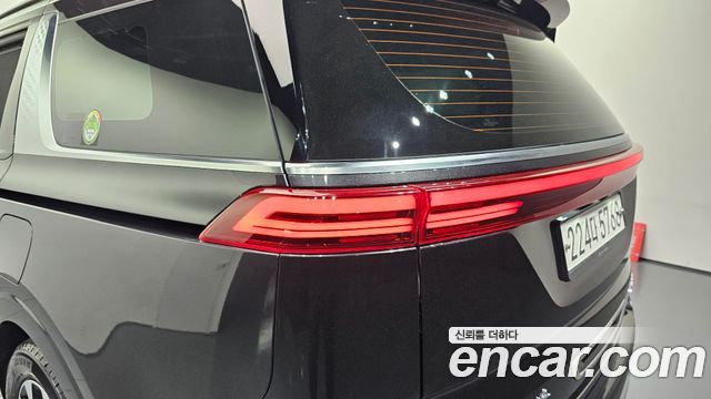Kia Canival 2021 — photo 9