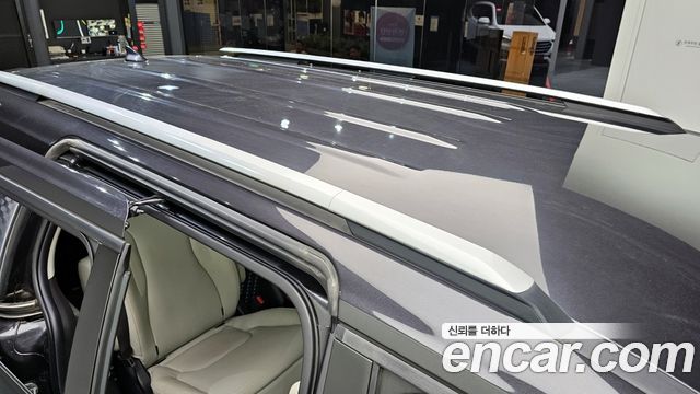 Kia Canival 2021 — photo 32