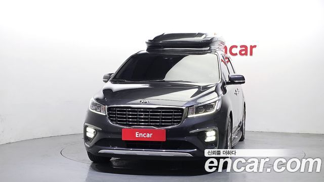 Kia Canival 2019 — photo 3