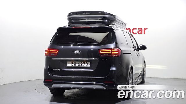 Kia Canival 2019 — photo 4