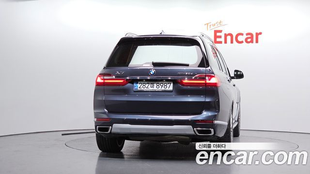 BMW X7 2020 — photo 4
