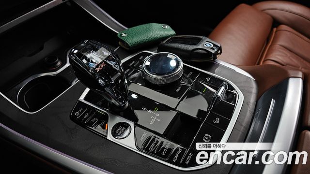 BMW X7 2020 — photo 12