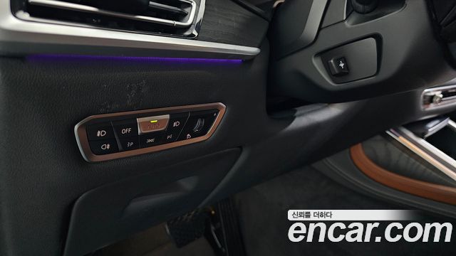 BMW X7 2020 — photo 27