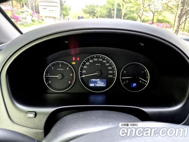 Hyundai Starex 2018 — photo 14
