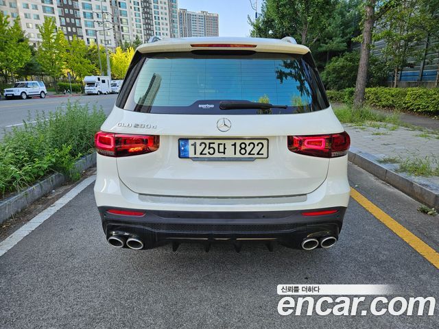 Mercedes-Benz GLB-Class 2021 — photo 4