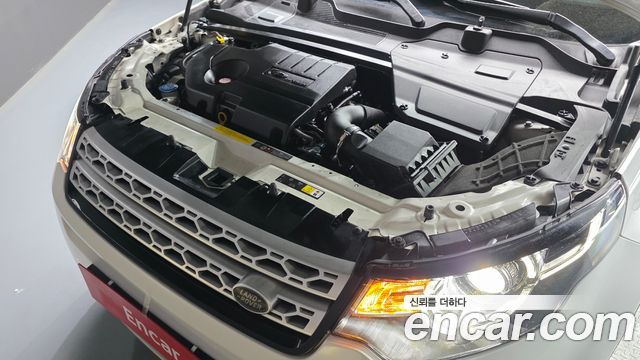 Land Rover Discovery Sport 2018 — photo 6