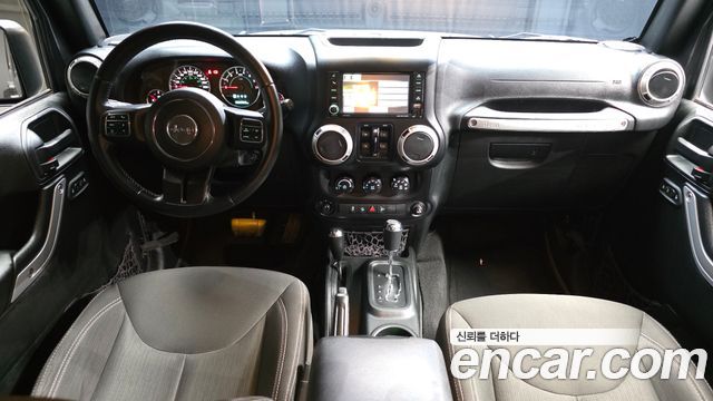 Jeep Wrangler 2017 — photo 10