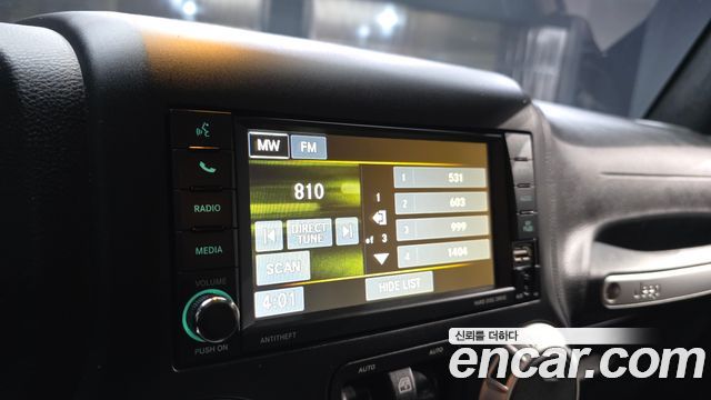 Jeep Wrangler 2017 — photo 30