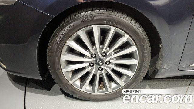 Kia K7 2017 — photo 5
