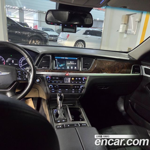 Hyundai Genesis 2016 — photo 15