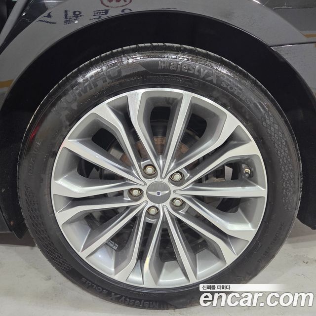 Hyundai Genesis 2016 — photo 16