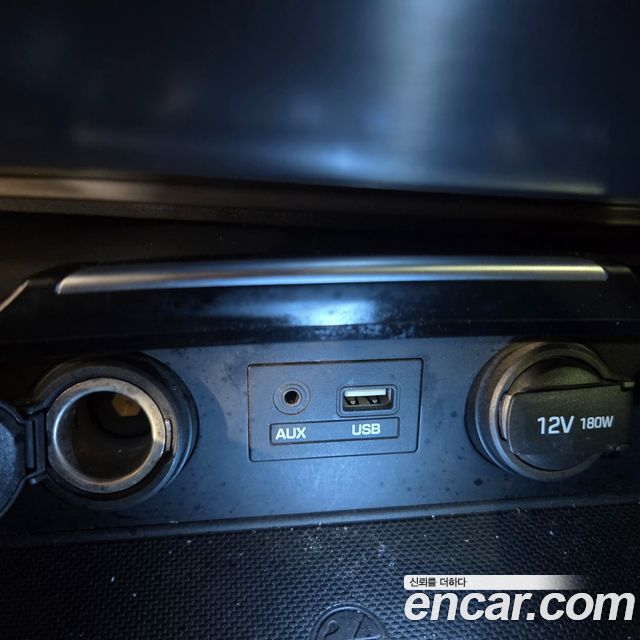 Hyundai Genesis 2016 — photo 17