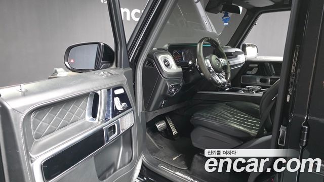 Mercedes-Benz G-Class 2019 — photo 10