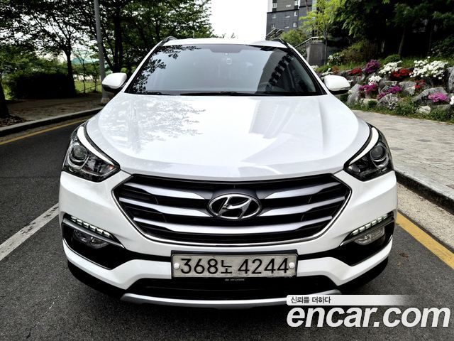 Hyundai Santafe 2016 — photo 2