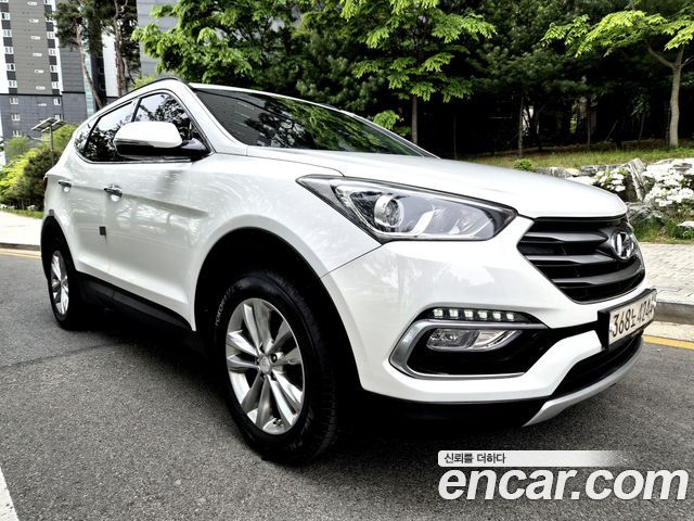 Hyundai Santafe 2016 — photo 3