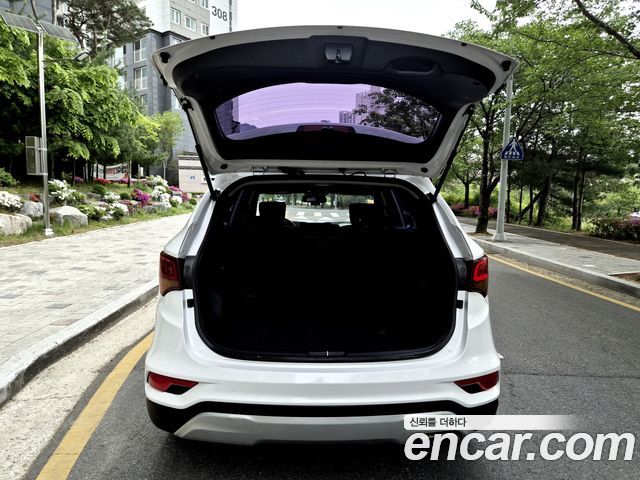 Hyundai Santafe 2016 — photo 9