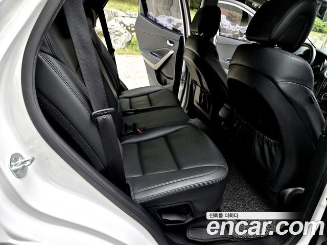 Hyundai Santafe 2016 — photo 13
