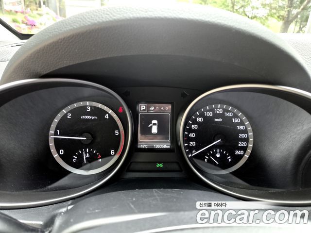 Hyundai Santafe 2016 — photo 15