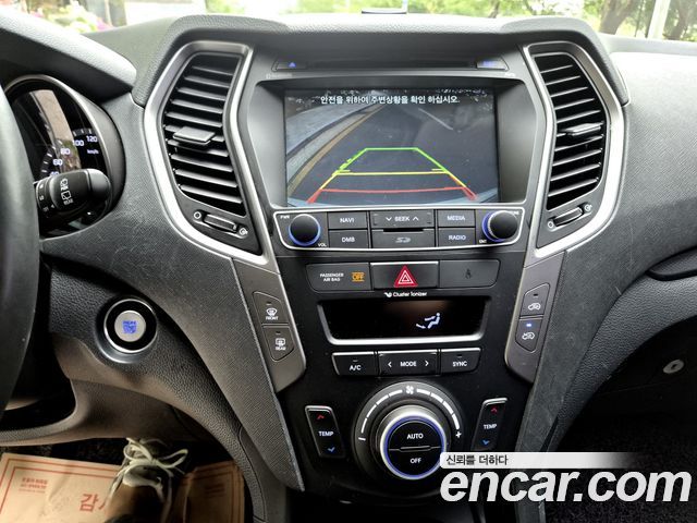 Hyundai Santafe 2016 — photo 17