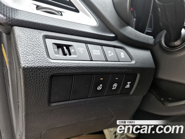 Hyundai Santafe 2016 — photo 19