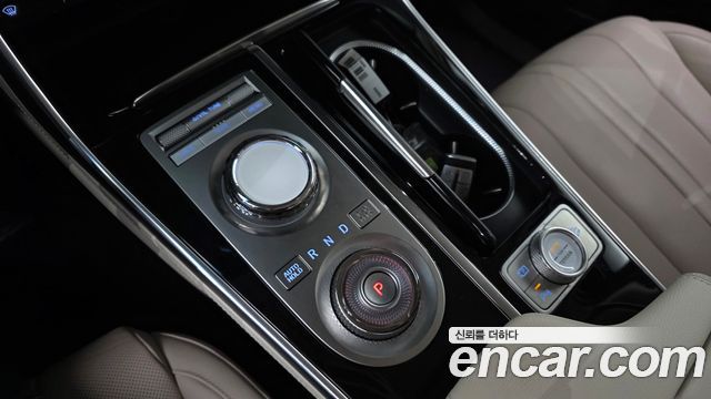 Genesis GV80 2023 — photo 9