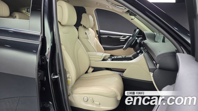 Genesis GV80 2023 — photo 10