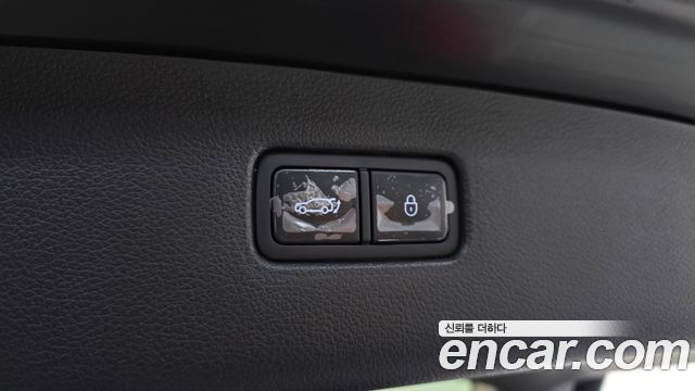 Genesis GV80 2023 — photo 18