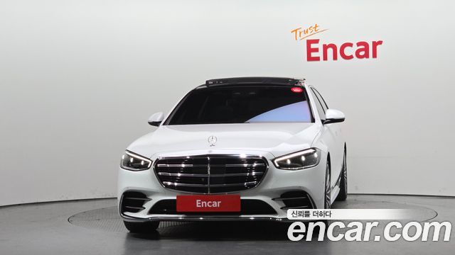 Mercedes-Benz S-Class 2024 — photo 3