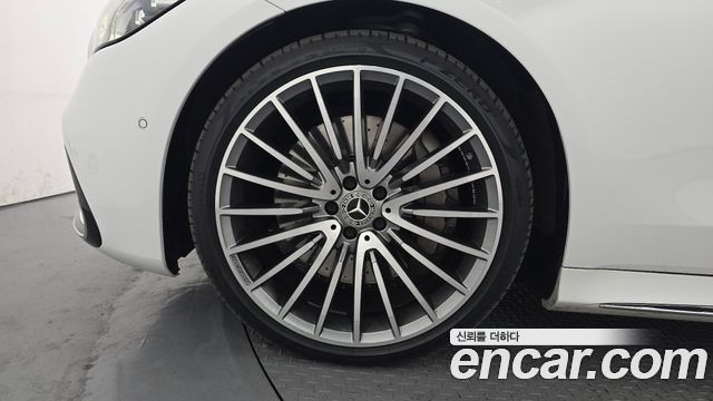 Mercedes-Benz S-Class 2024 — photo 5