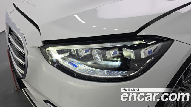 Mercedes-Benz S-Class 2024 — photo 8