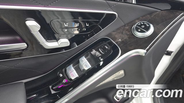 Mercedes-Benz S-Class 2024 — photo 30