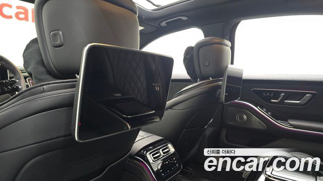 Mercedes-Benz S-Class 2024 — photo 33