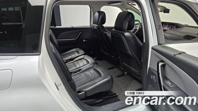 Citroen-DS C4 Picasso 2018 — фото 17