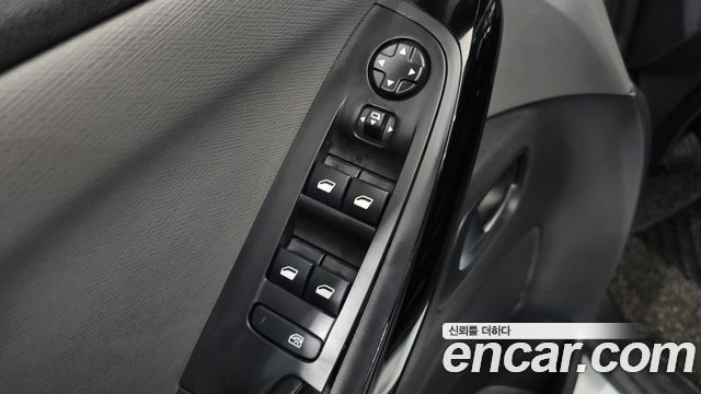Citroën / DS C4 Picasso 2018 — photo 31