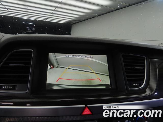 Genesis G80 2018 — photo 14