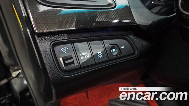 Hyundai Grandeur 2014 — photo 17