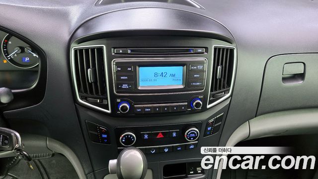 Hyundai Starex 2018 — photo 20